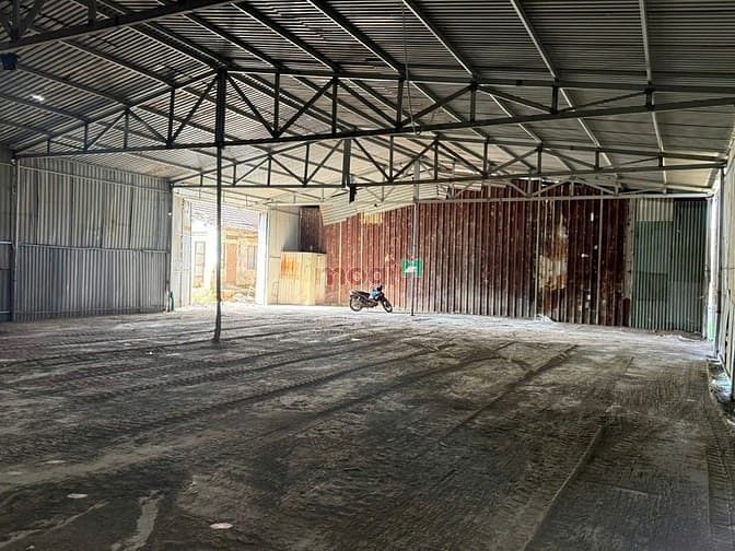 Hình ảnh Cho thuê nhà KHO 400 m2 sx gỗ , cơ khí ... Xa Dân !