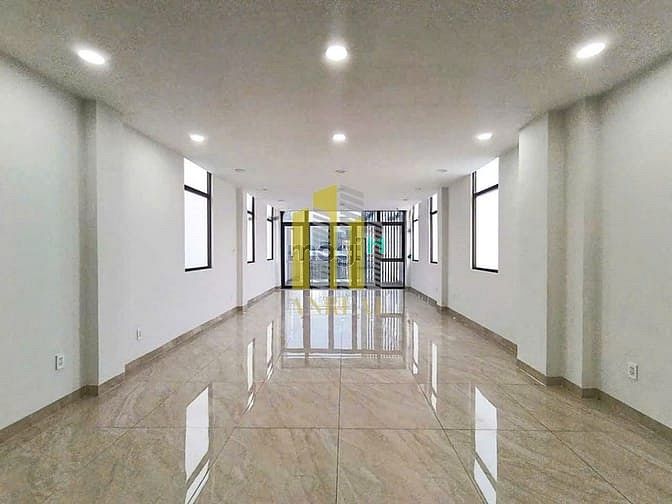 Hình ảnh Tòa Văn Phòng Khu An Phú Hầm 4 Lầu Trống Suốt - Có Thang Máy 75 Triệu