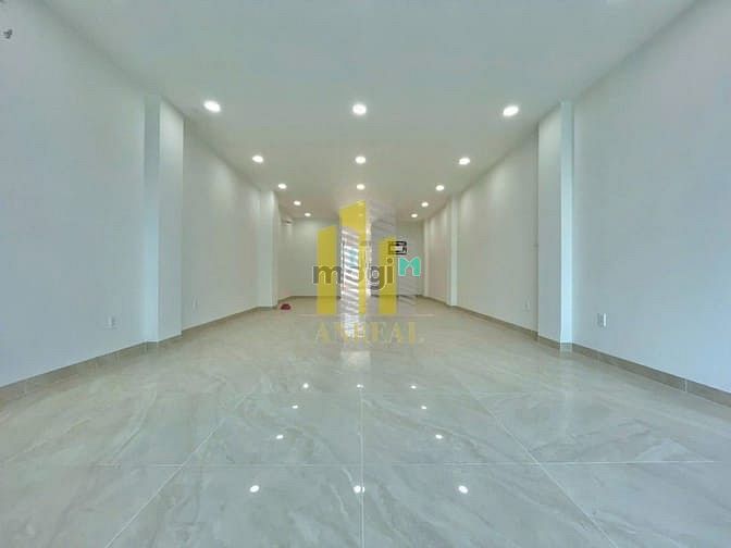 Hình ảnh Tòa Văn Phòng Khu An Phú Hầm 4 Lầu Trống Suốt - Có Thang Máy 75 Triệu