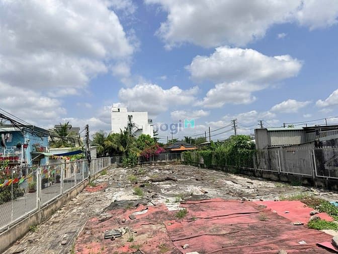Hình ảnh Chính Chủ Gửi Bán Lô Đất Hẻm 922 Xe Tải Ra Vô Đường Nguyễn Thị Định