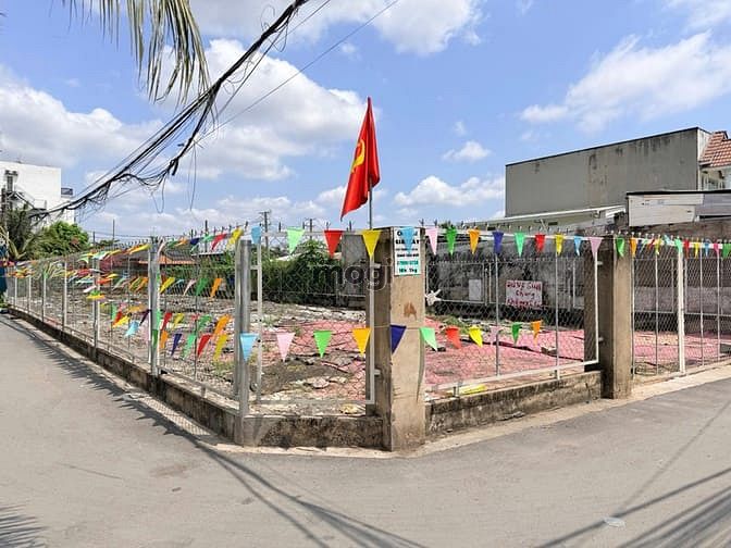 Hình ảnh Chính Chủ Gửi Bán Lô Đất Hẻm 922 Xe Tải Ra Vô Đường Nguyễn Thị Định
