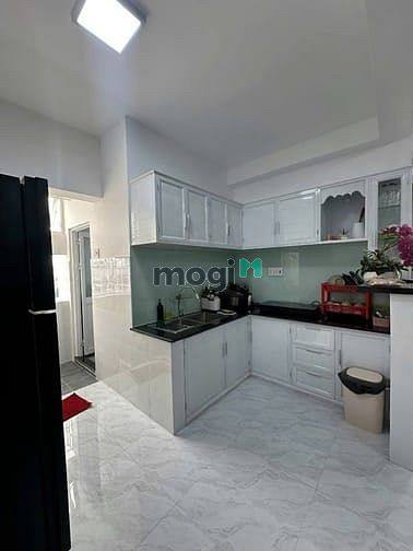 Hình ảnh Chung cư Trần Nhật Duật, p3, BT, 70m2, 2PN, 1WC, NTCB, giá 11tr/th.