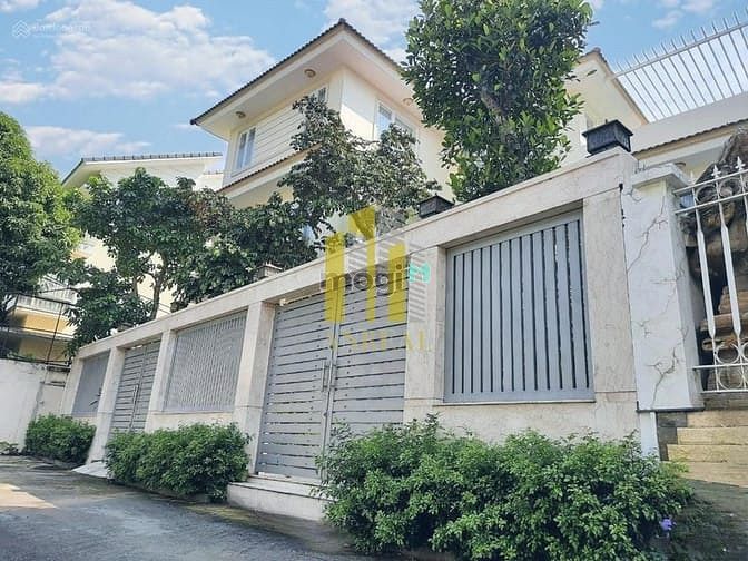 Hình ảnh Biệt Thự Trần Não 340m2 Sân Vườn Rộng - Đầy Đủ Nội Thất