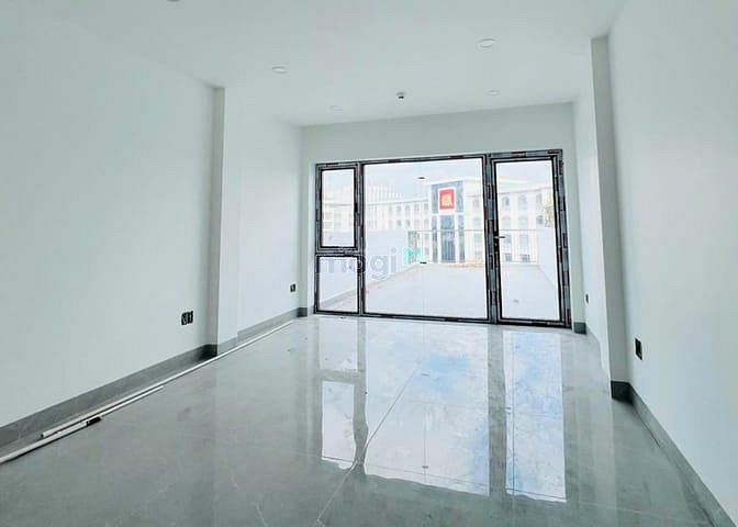 Hình ảnh Cho thuê nhà 345 Nguyễn Trãi Quận 1 DT 4x30m nở hậu 7m 6 lầu Thang máy