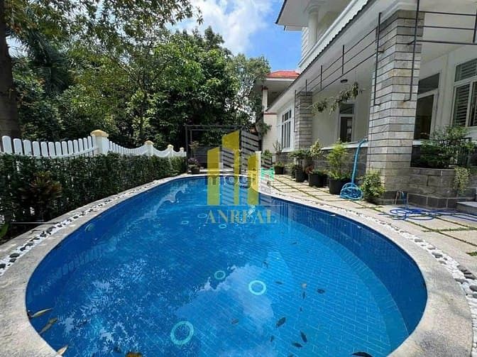 Hình ảnh Cho Thuê Biệt Thự Khu Thảo Điền Giá 96 Triệu