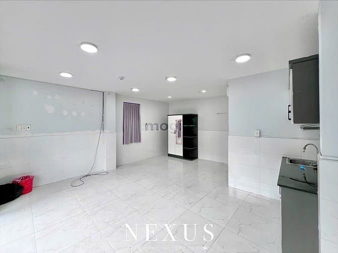 Hình ảnh Nằm ngay chợ vải Phú Thọ Hòa phù hợp làm spa, nail, văn phòng, tạp hoá