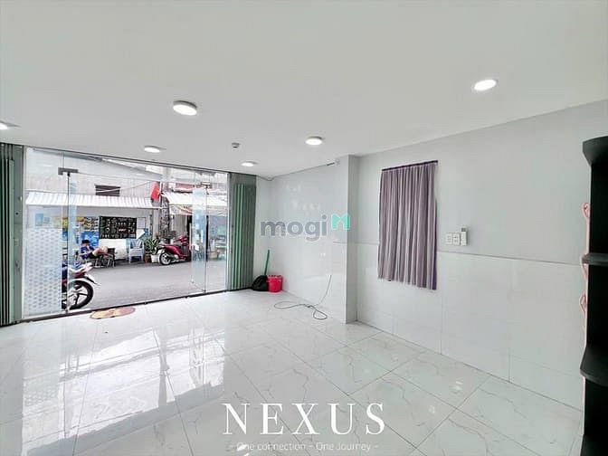 Hình ảnh Nằm ngay chợ vải Phú Thọ Hòa phù hợp làm spa, nail, văn phòng, tạp hoá