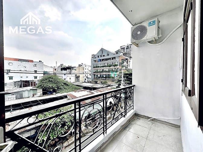 Hình ảnh 🏠Cho thuê 1phòng ngủ tách bếp ban công siêu rộng 45m2 BA VÂN giá 7tr2