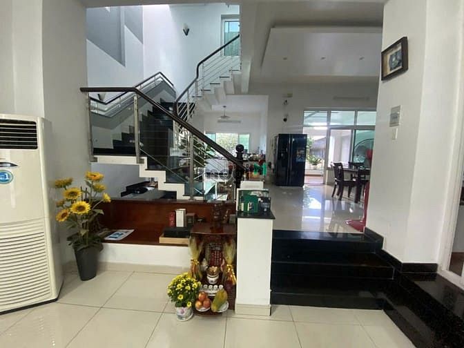 Hình ảnh Chính Chủ Gửi Bán Căn Biệt Thự Nội Khu 280 Lương Định Của P.An Phú Q2
