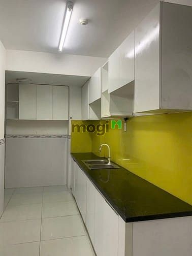 Hình ảnh Chung cư Bàu Cát 2 cho thuê căn 2p ngủ. 2wc có nội thất giá 10tr/th