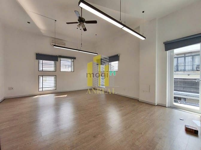 Hình ảnh Cho Thuê Biệt Thự Thảo Điền 17x17m Có Sân Vườn - Giá 3500 USD
