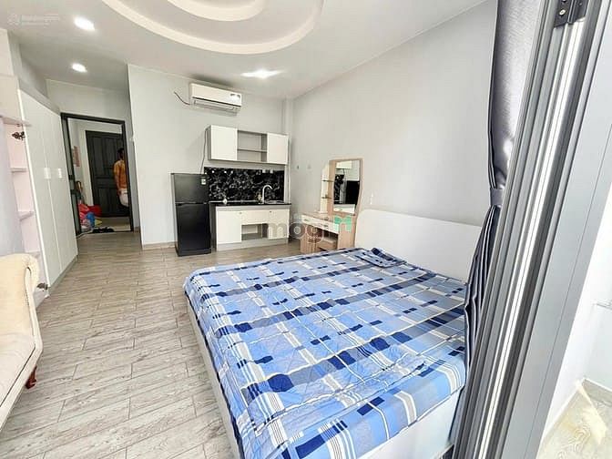 Hình ảnh Balcony fullNT Trần Đình Xu P. Cô Giang ngay Trần Hưng Đạo Quận 1