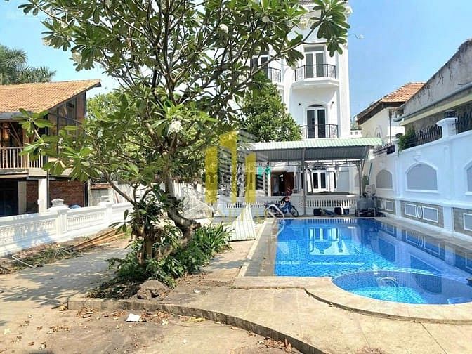 Hình ảnh Biệt Thự Cho Thuê Lâu Dài 400m2 Có Sẵn Nội Thất Giá 139 Triệu