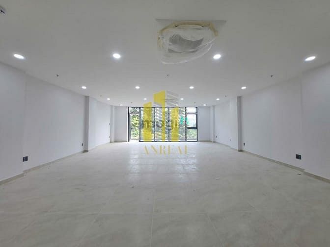 Hình ảnh Cho Thuê Tòa Văn Phòng Hầm 5 Lầu Mới Xây - Thang Máy, PCCC Đầy Đủ