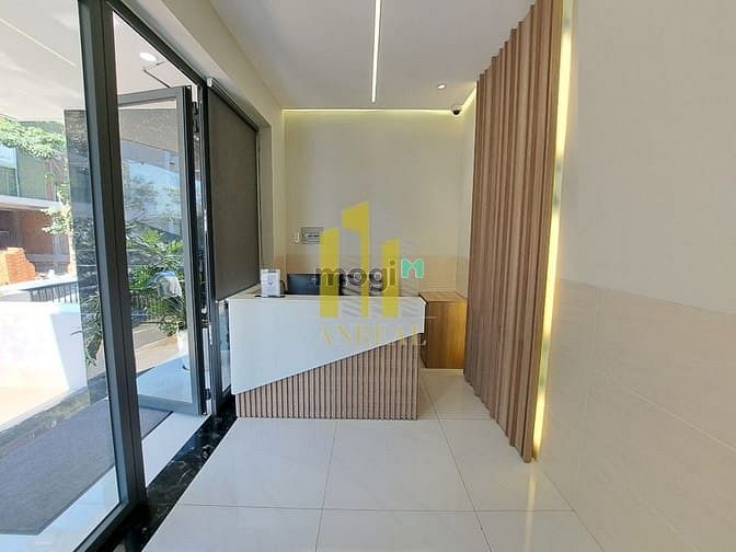 Hình ảnh Tòa Nhà Văn Phòng Hầm 3 Lầu 550m2 - Có Thang Máy, Nội Thất Như Hình