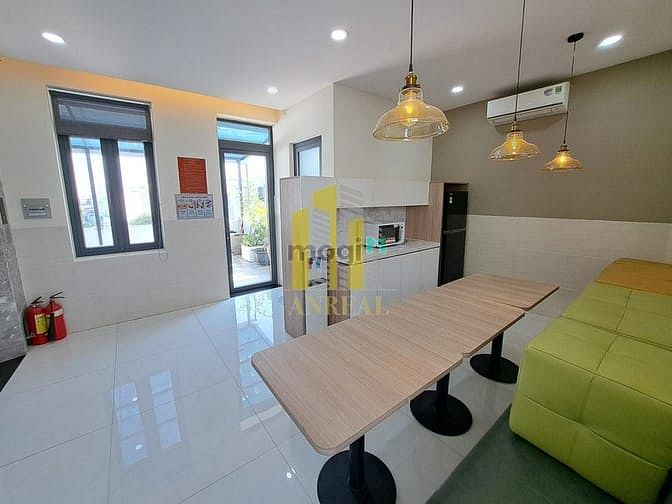 Hình ảnh Tòa Nhà Văn Phòng Hầm 3 Lầu 550m2 - Có Thang Máy, Nội Thất Như Hình