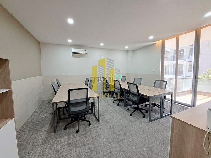 Hình ảnh Tòa Nhà Văn Phòng Hầm 3 Lầu 550m2 - Có Thang Máy, Nội Thất Như Hình