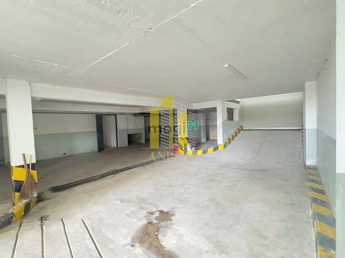 Hình ảnh Tòa Văn Phòng Hầm 4 Lầu Mặt Tiền Đường Đồng Văn Cống 900m2