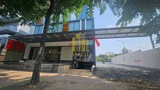 Hình ảnh Tòa Văn Phòng Hầm 4 Lầu Mặt Tiền Đường Đồng Văn Cống 900m2