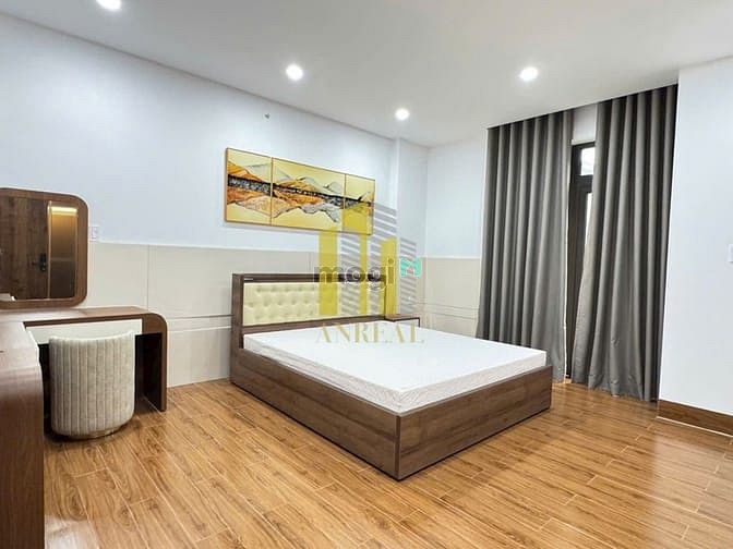 Hình ảnh Nhà Đấy Đủ Nội Thất 5 Phòng Giá 55 Triệu - Hầm 3 Lầu