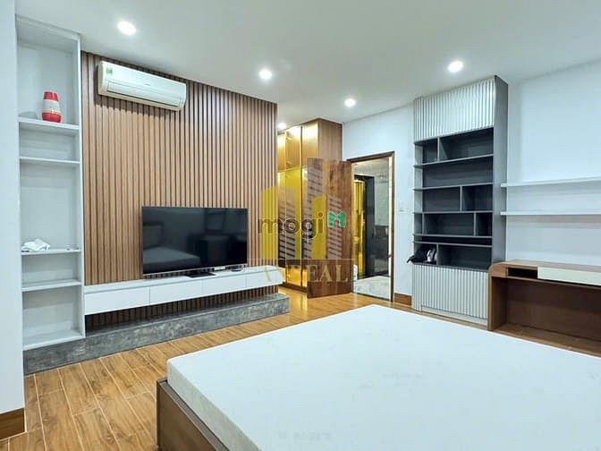 Hình ảnh Nhà Đấy Đủ Nội Thất 5 Phòng Giá 55 Triệu - Hầm 3 Lầu