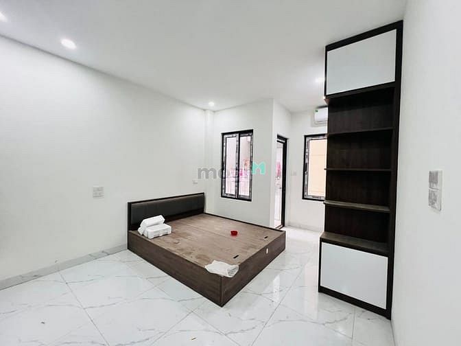 Hình ảnh Bán gấp nhà mới dòng tiền Kim Mã Thượng