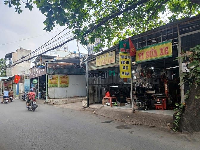Hình ảnh Bán Đất Mặt tiền số 339B Lê Văn Thịnh Quận 2ngang hơn 23m đang có HĐ
