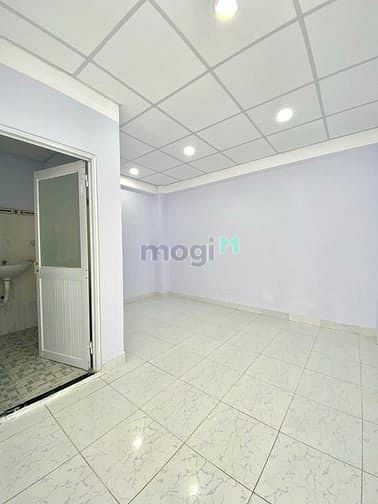 Hình ảnh Quận 10, Mua Ở hay kinh doanh 6 phòng trọ cao cấp, thu nhập 3O trieu