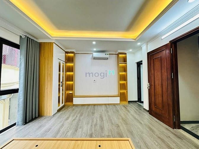 Hình ảnh Nhà đẹp Hoàng Hoa Thám -  THANG MÁY