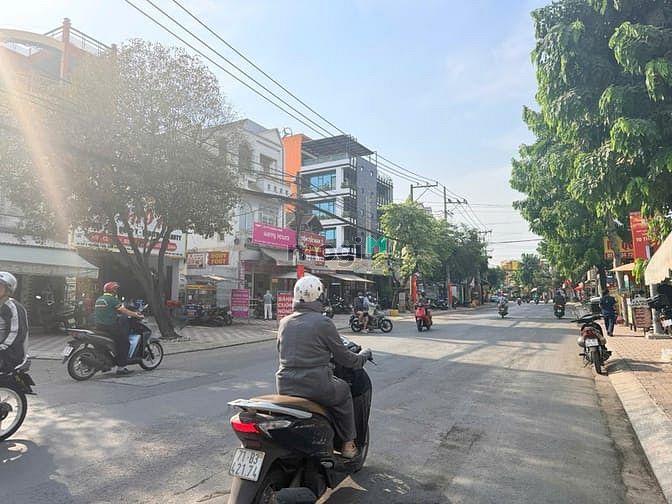 Hình ảnh Bán Đất thổ cư Mặt Tiền Đường Lê Văn Thịnh Quận 2 đg 30M ngang 7m