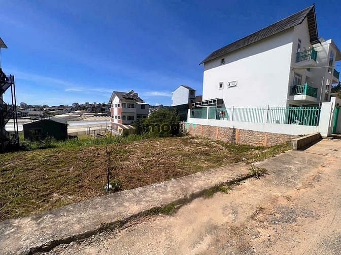 Hình ảnh Bán lô đất đẹp View thoáng 267m2 Mặt tiền KQH Trần Đại Nghĩa Đà Lạt
