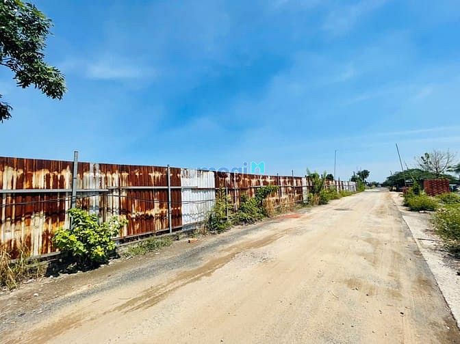 Hình ảnh Cho Thuê Đất Vàng Gần Ga T3 – Sân Bay Tân Sơn Nhất | 5.800m²