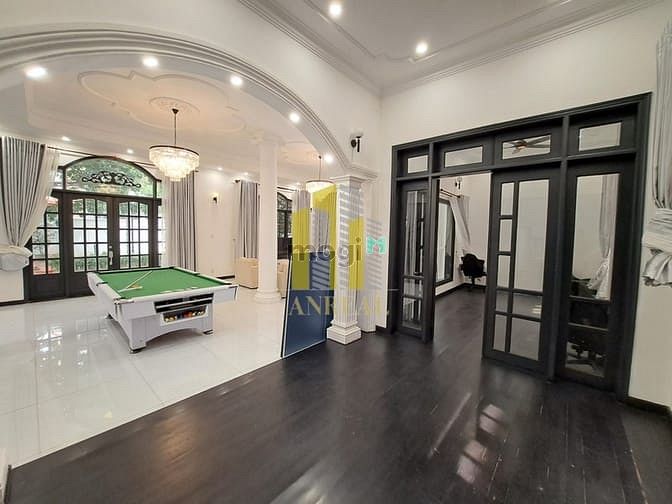 Hình ảnh Biệt Thự Sân Vườn Thảo Điền 480m2 - Có Hồ Bơi - Giá 130 Triệu