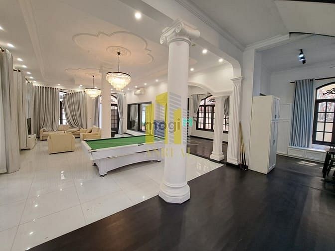 Hình ảnh Biệt Thự Sân Vườn Thảo Điền 480m2 - Có Hồ Bơi - Giá 130 Triệu
