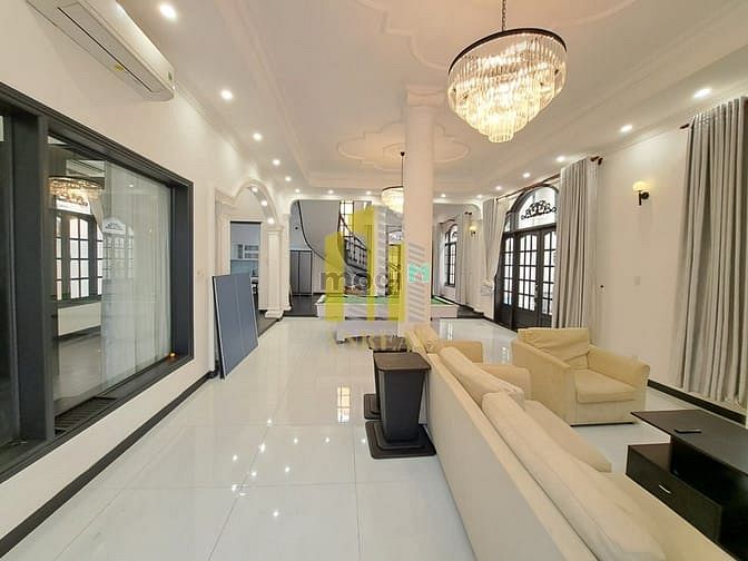 Hình ảnh Biệt Thự Sân Vườn Thảo Điền 480m2 - Có Hồ Bơi - Giá 130 Triệu