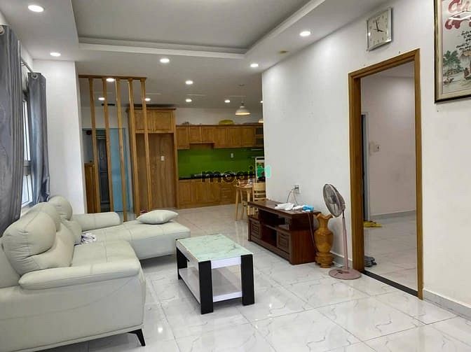 Hình ảnh Căn 3p ngủ, C/c Phú Đạt- Ung Văn Khiêm, có nội thất giá 15tr5/th