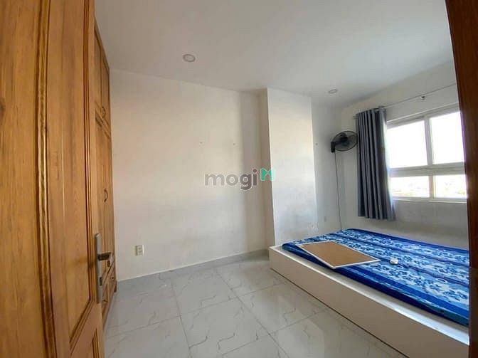 Hình ảnh Căn 3p ngủ, C/c Phú Đạt- Ung Văn Khiêm, có nội thất giá 15tr5/th
