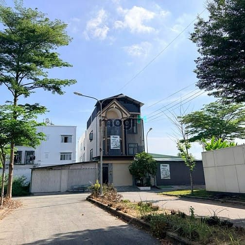 Hình ảnh Chính Chủ Gửi Bán Nền Biệt Thự Góc 2 Mặt Tiền Bưng Ông Thoàn P.Phú Hữu