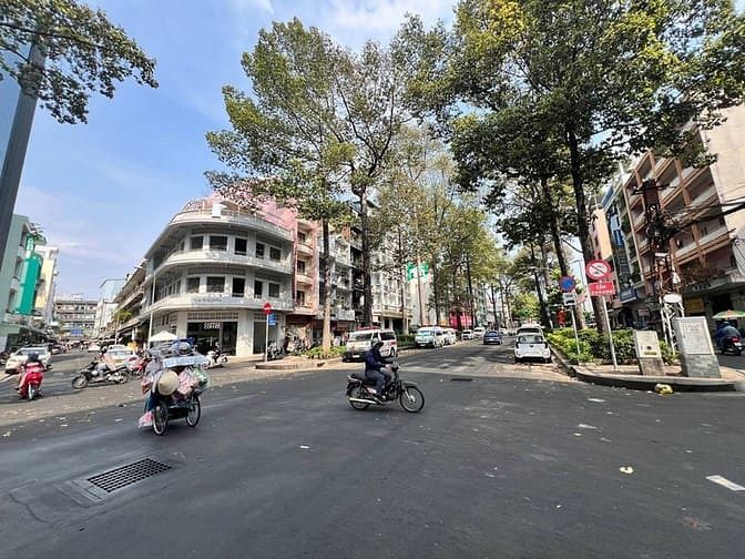 Hình ảnh Hàng hiếm góc 2MT Châu Văn Liêm – trung tâm Chợ Lớn