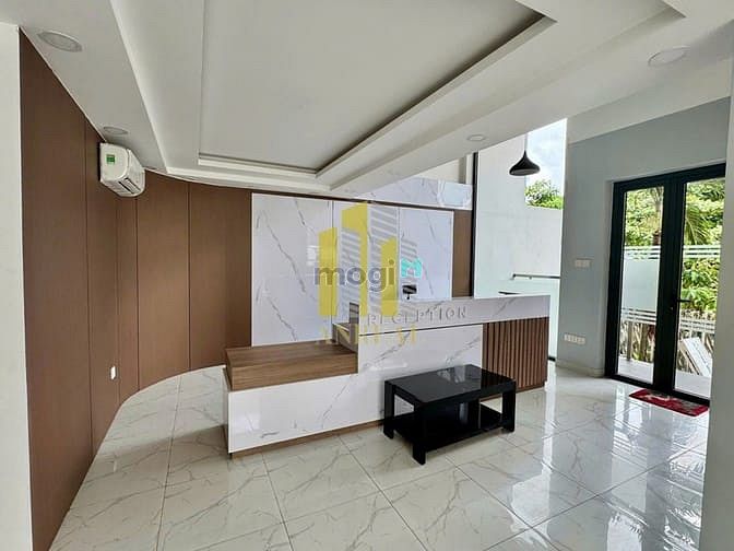Hình ảnh Tòa Nhà Sàn Trống Đường Trần Não DTSD 500m2 - Ngang 10m Giá 100 Triệu