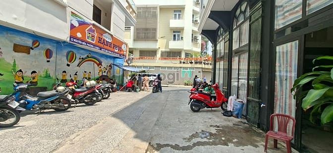Hình ảnh Nguyễn Hiền Q.3 - cư xá Đô Thành Saigon xưa   3,6M x 13m 4 tầng sân th