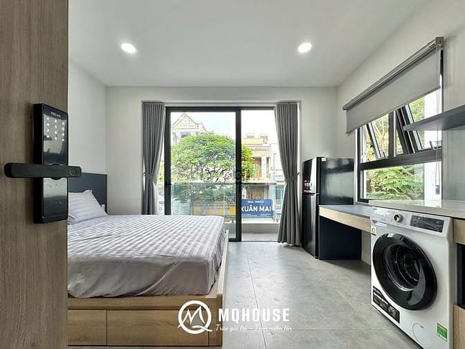 Hình ảnh Phòng đẹp sạch sẽ ban công thoáng mát