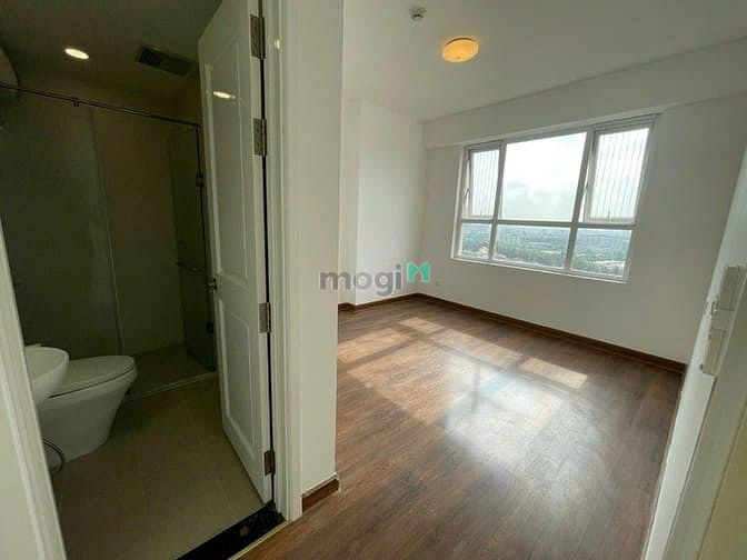 Hình ảnh Căn 2p ngủ, 2wc có NTCB-80m2 Chung cư Âu cơ, chỉ 11tr/th