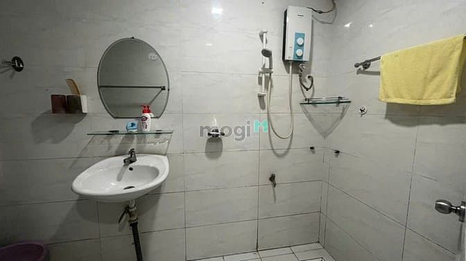 Hình ảnh Căn 2p ngủ rộng 65m2 có nội thất- C/c Miếu nổi giá 10tr/th