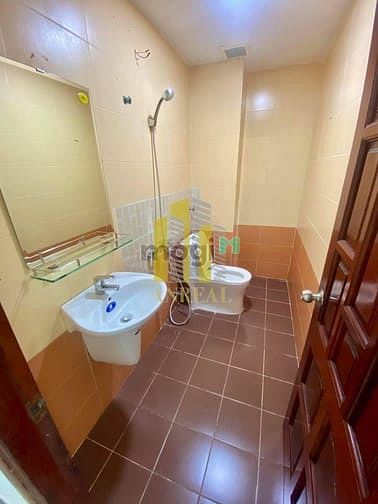Hình ảnh Cho Thuê Nhà Mặt Tiền Nguyễn Hoàng Hầm 4 Lầu Giá 40 Triệu