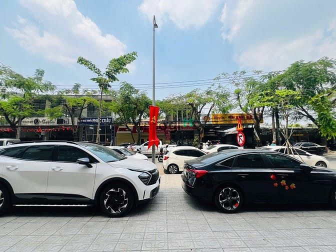 Hình ảnh Shophouse A6-A7 đã có sổ hồng 56m2 cho thuê dòng tiền giá 5,68 tỷ