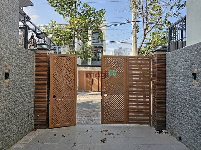 Hình ảnh Nhà 4 tỷ song ngữ Lạc Hồng cấp 4 sân xe hơi 81m2 gồm 2PN sổ riêng