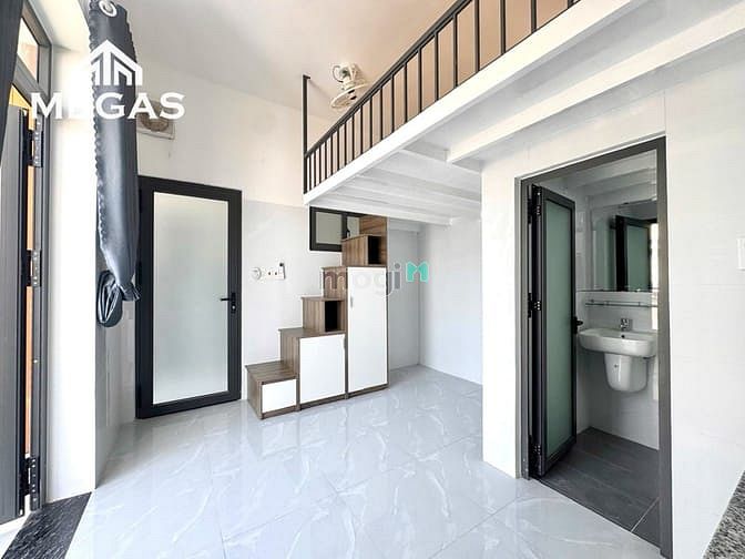 Hình ảnh Cho Thuê Căn Hộ Full Nội Thất 100% _ Ban công, cửa sổ _ Cầu Tham Lương