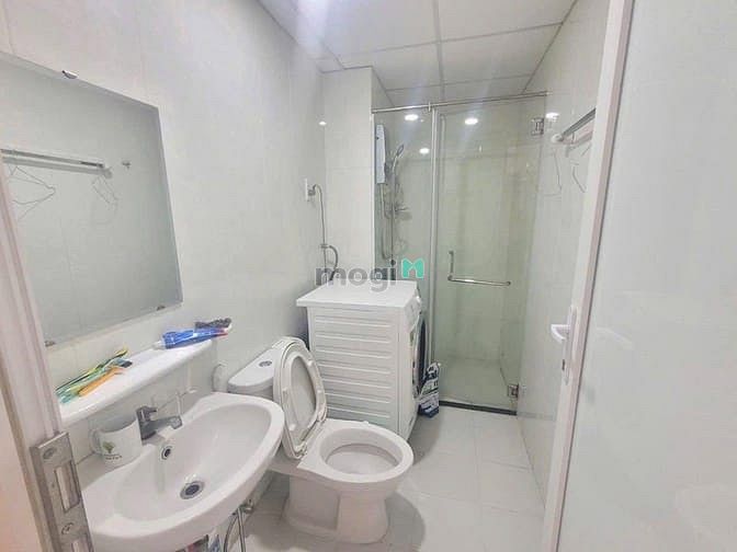 Hình ảnh Chung cư 10A Trần Nhật Duật, Quận 1: 75m2, 1p ngủ +, NT, 11tr/th