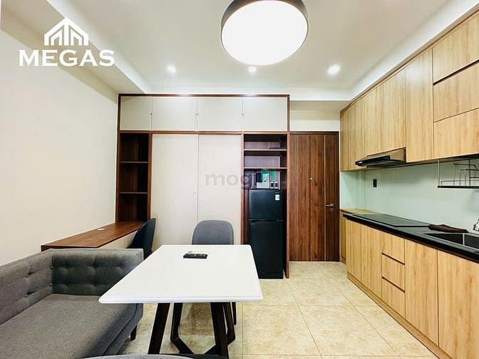 Hình ảnh Căn Hộ Full Nội Thất Cao Cấp _ Ban công, cửa sổ _ Ngay Cầu Tham Lương